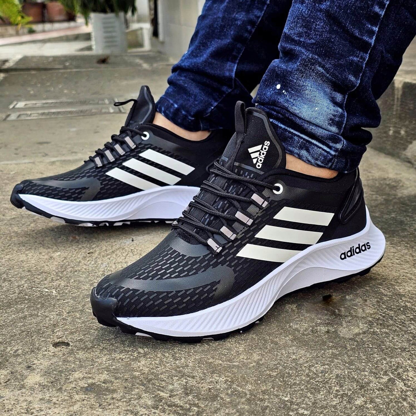 Tenis Ultralivianos - Comodidad en Cada Paso